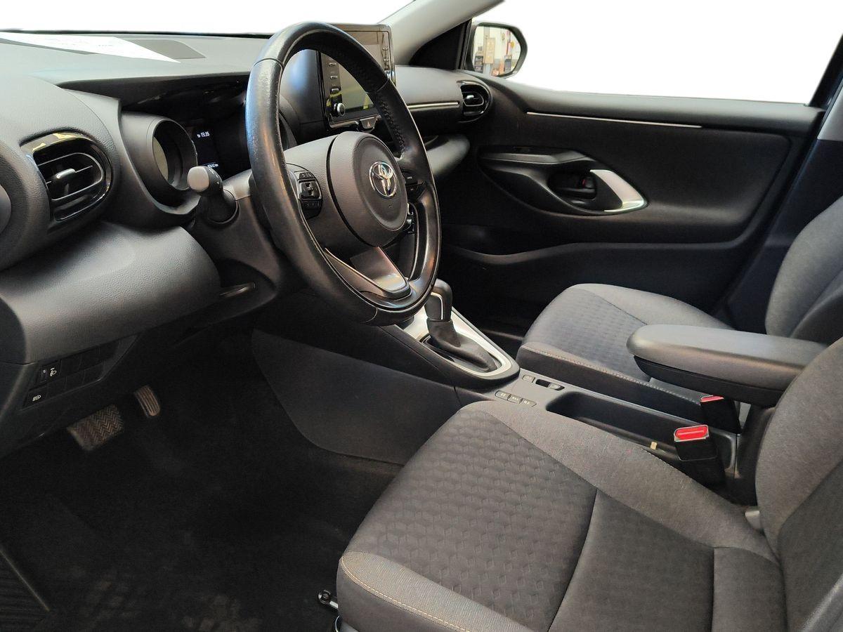 TOYOTA Yaris 4ª serie - Yaris 1.5 Hybrid 5 porte Trend
