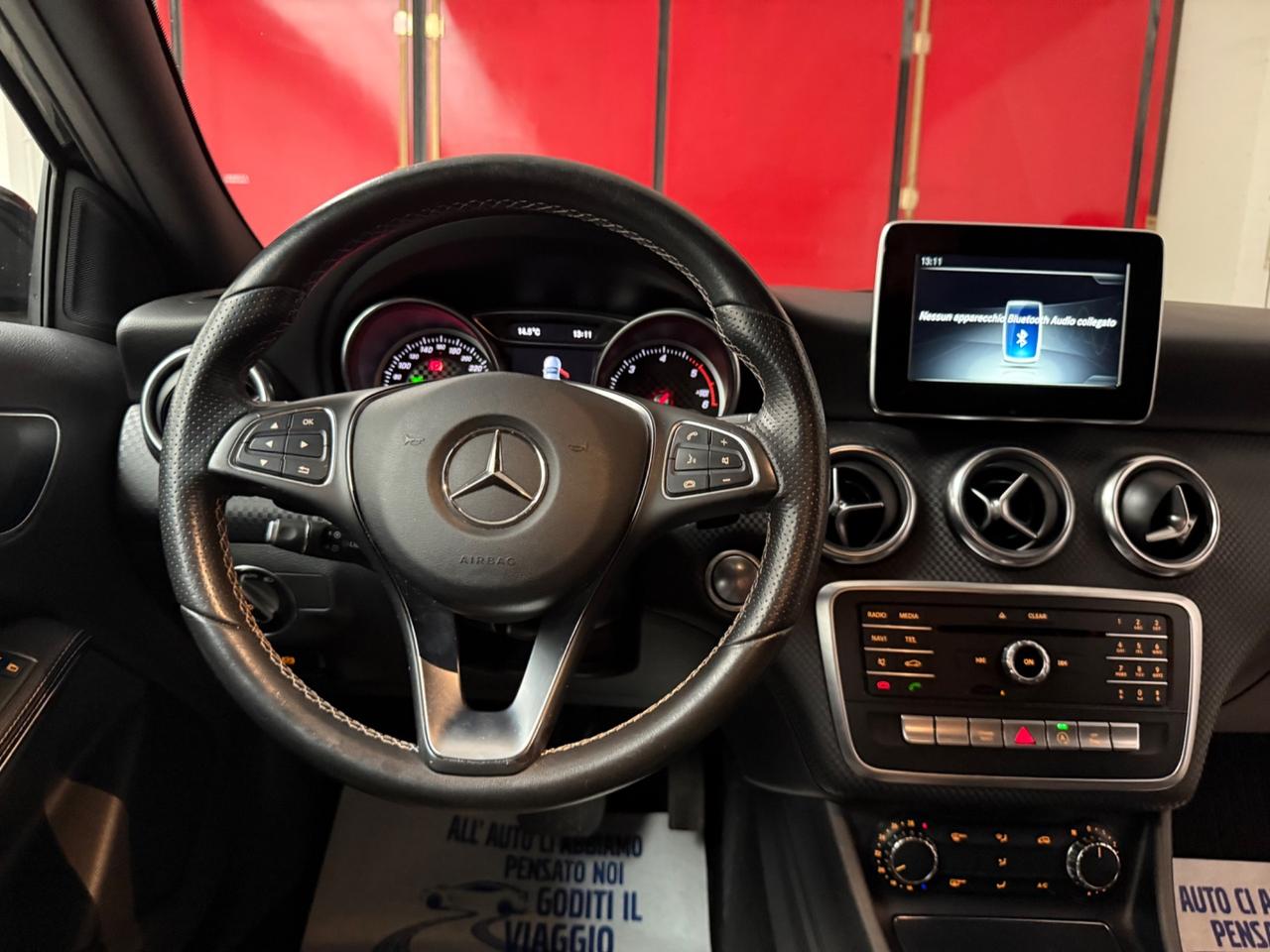 MERCEDES-BENZ 180 D PREMIUM AUTOMATIC