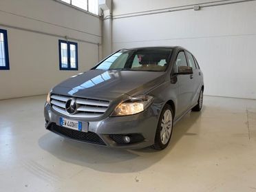 MERCEDES-BENZ B 180 CDI Executive