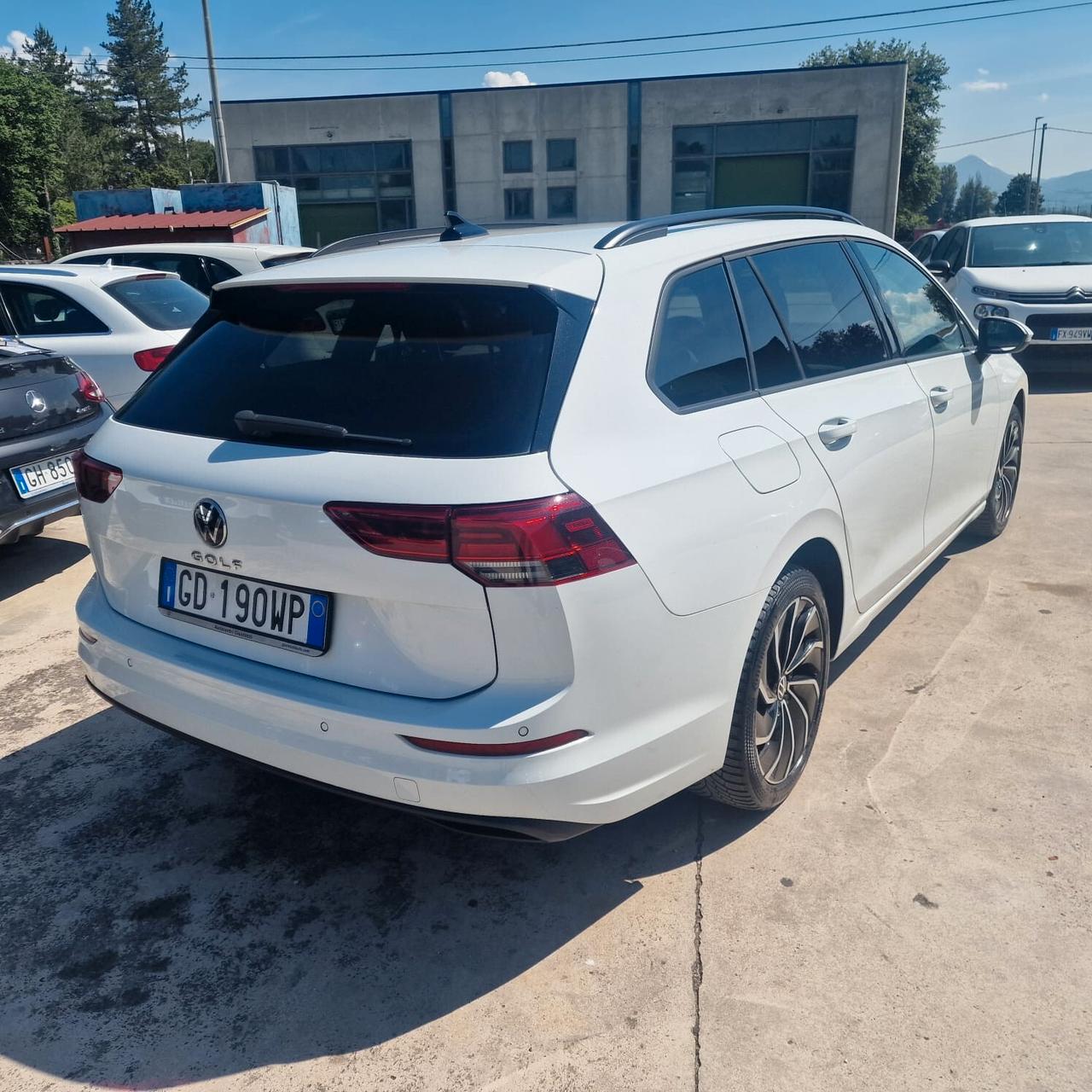 Volkswagen Golf Variant Golf Variant 1.5 TGI DSG Style PERFETTA QUALSIASI PROVA