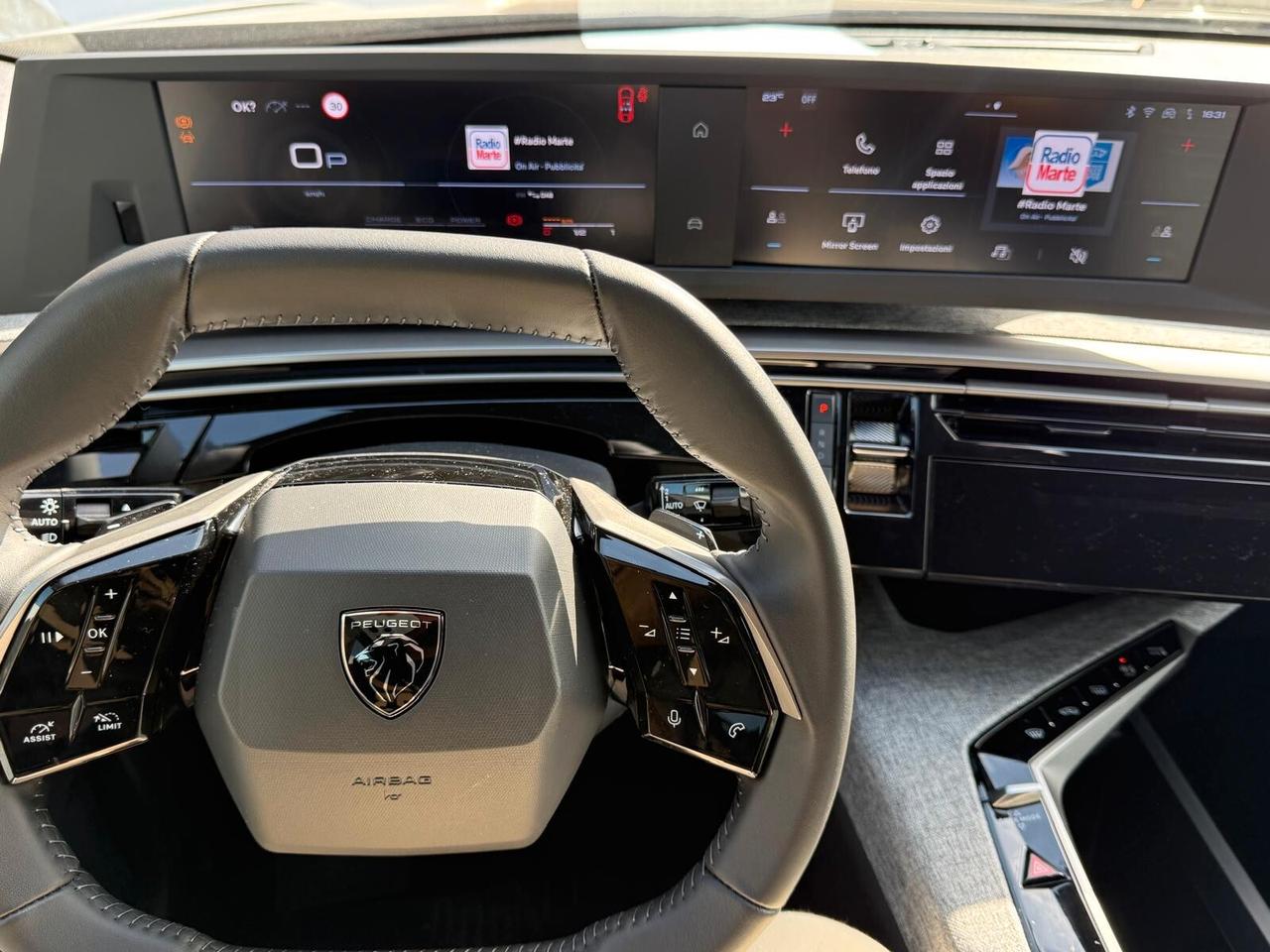 PEUGEOT 3008 HYBRID 136CV AUTOMATICA ALLURE KM0
