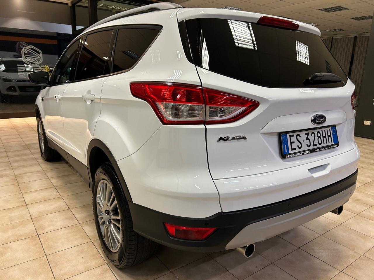 Ford Kuga 2.0 TDCI 140 CV 4WD Titanium