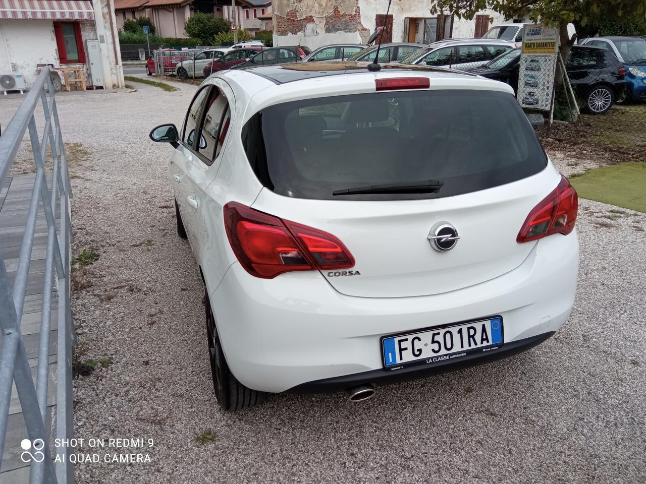 Opel Corsa 1.4 90CV GPL Tech 5 porte b-Color neopatentati