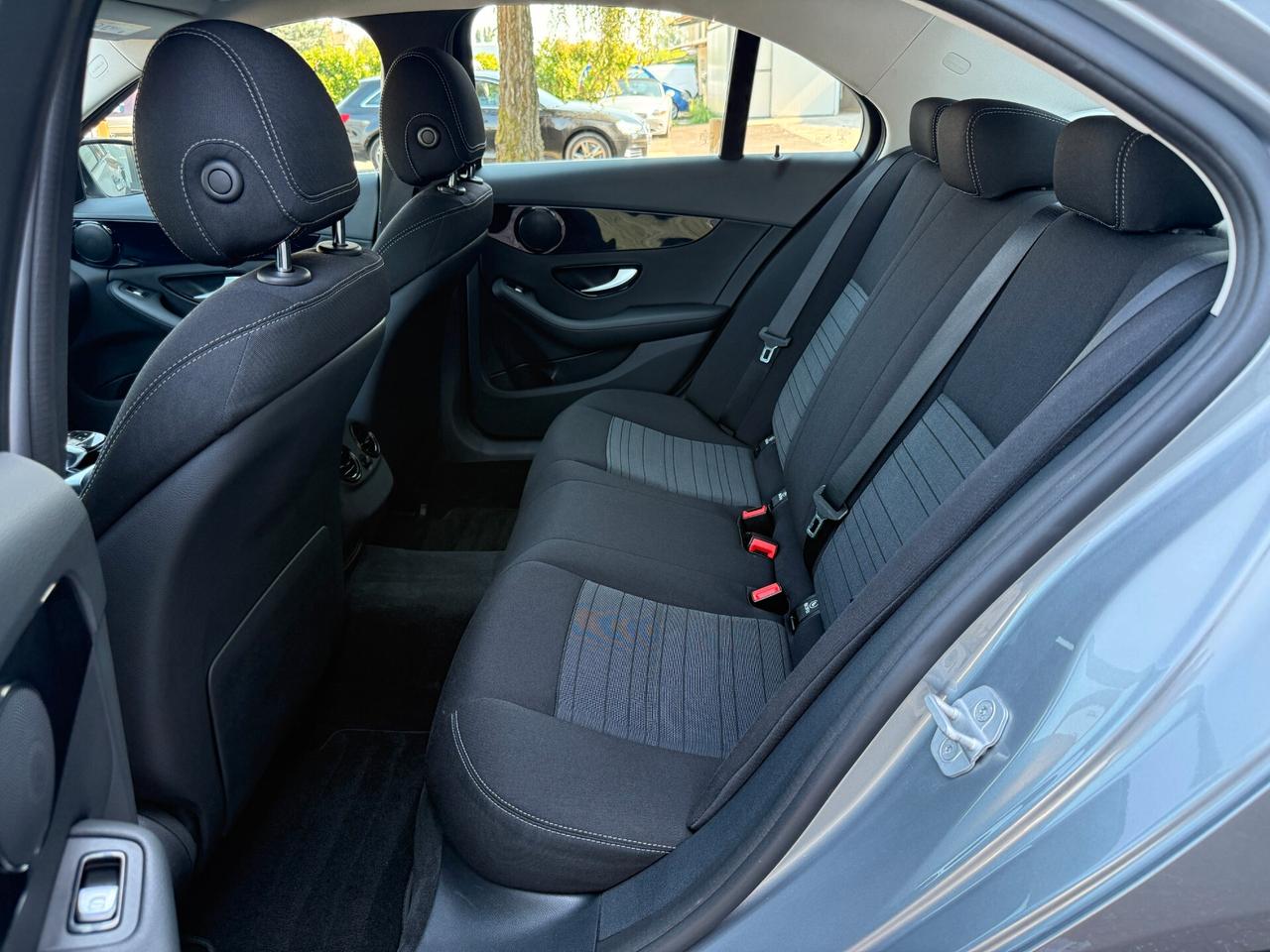 Mercedes-benz C 200 Sport 26000KM!!!