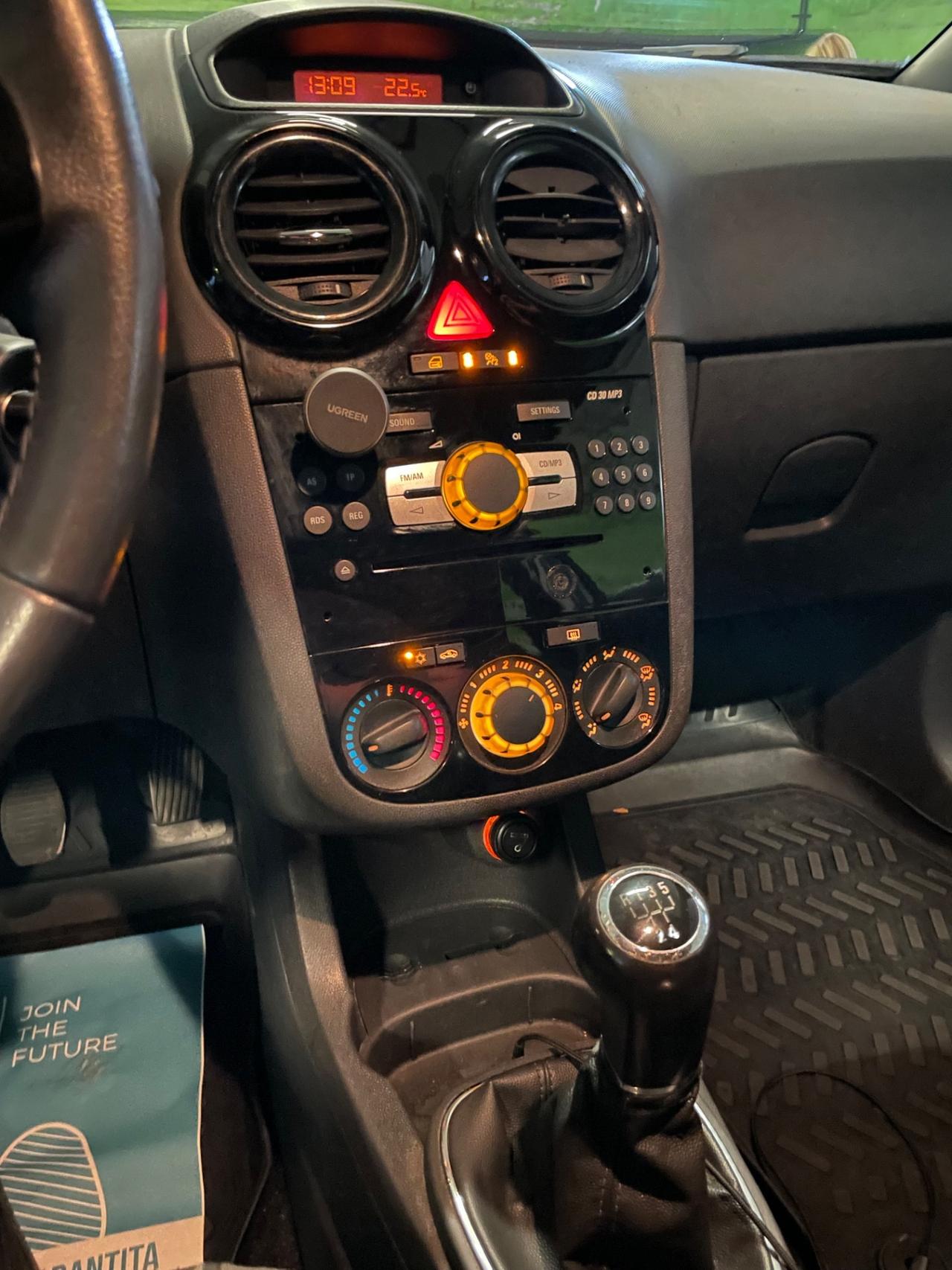 Opel Corsa 1.2 Neopatentati Euro 5