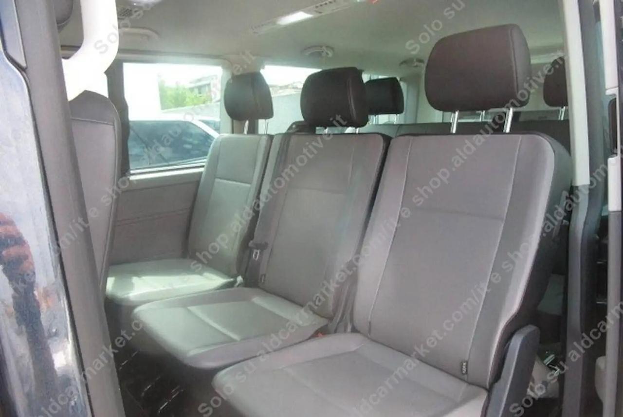 Volkswagen Caravelle 2.0 TDI 199CV DSG 4 Motion PL Cruise