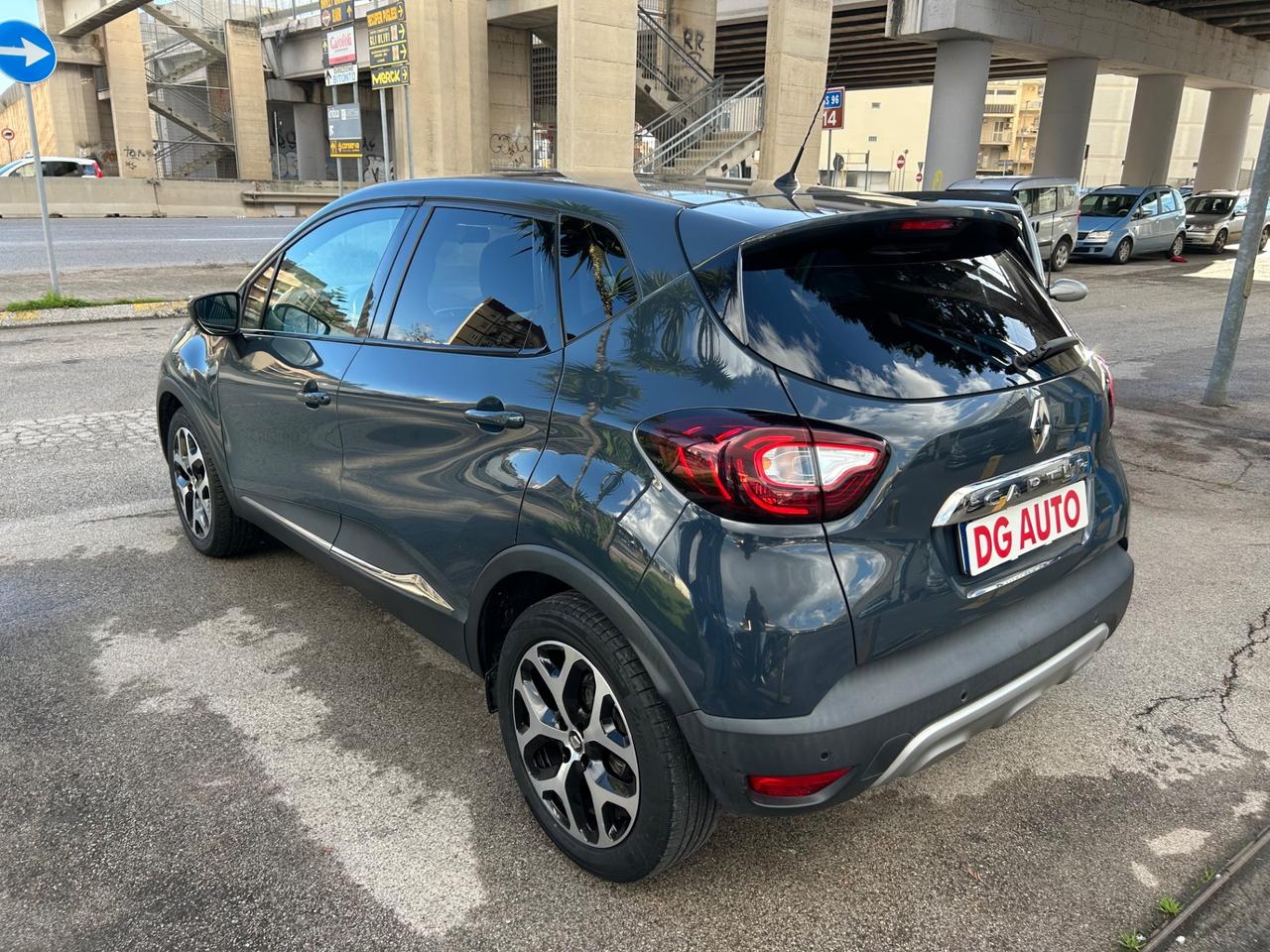 Renault Captur 1.5 dci 90 cv 2018 retrocam. navig