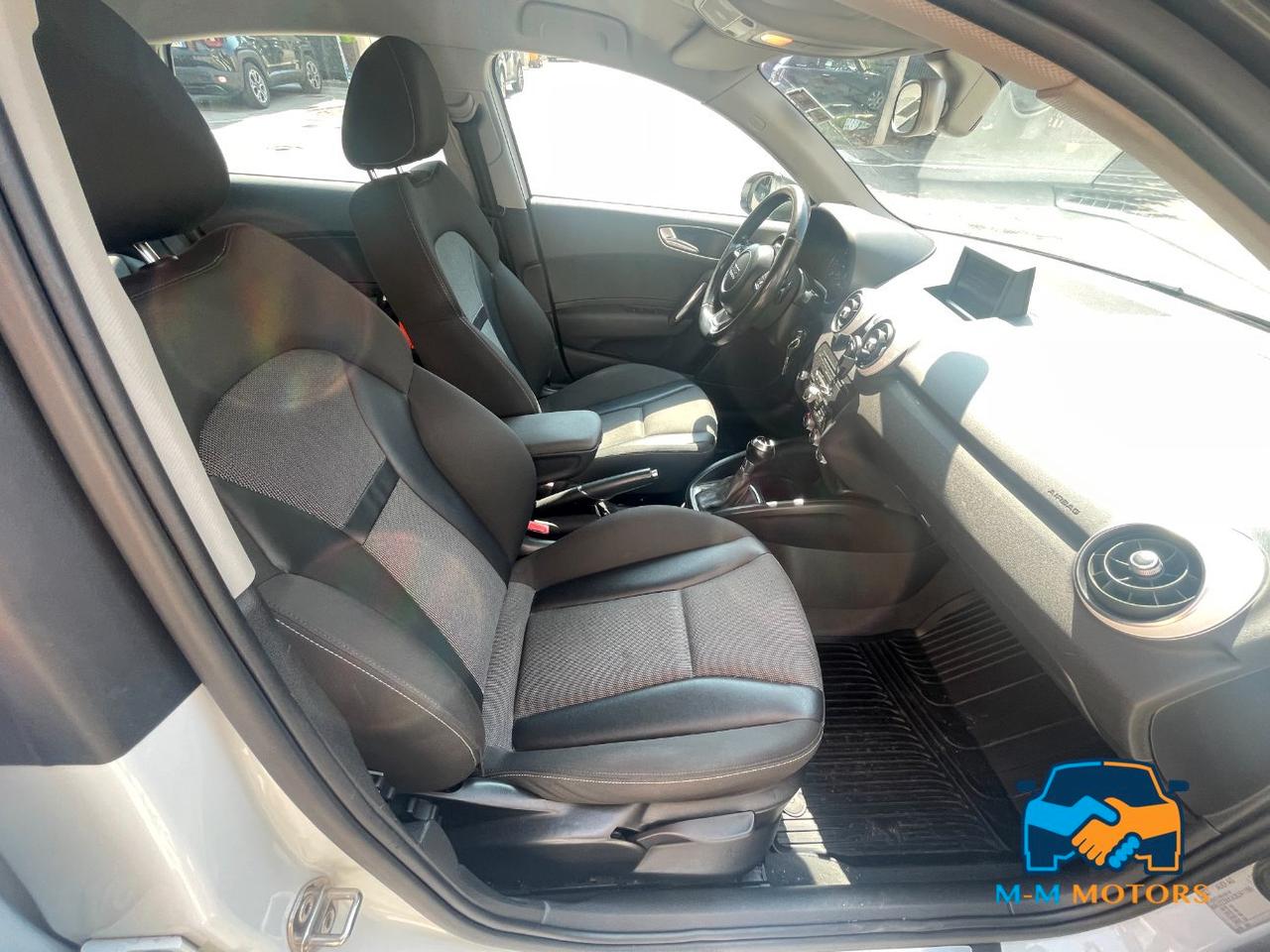 Audi A1 Sportback 1.6 tdi Attraction s-tronic neo patentati