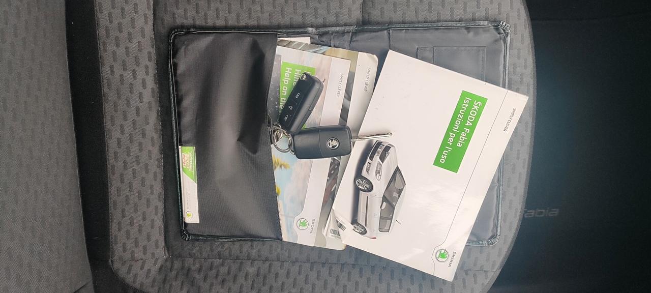 Skoda Fabia 1.2 12V 70CV 5p. Monte-Carlo