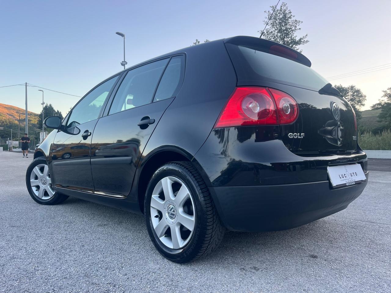 Volkswagen Golf 1.6 5p. United