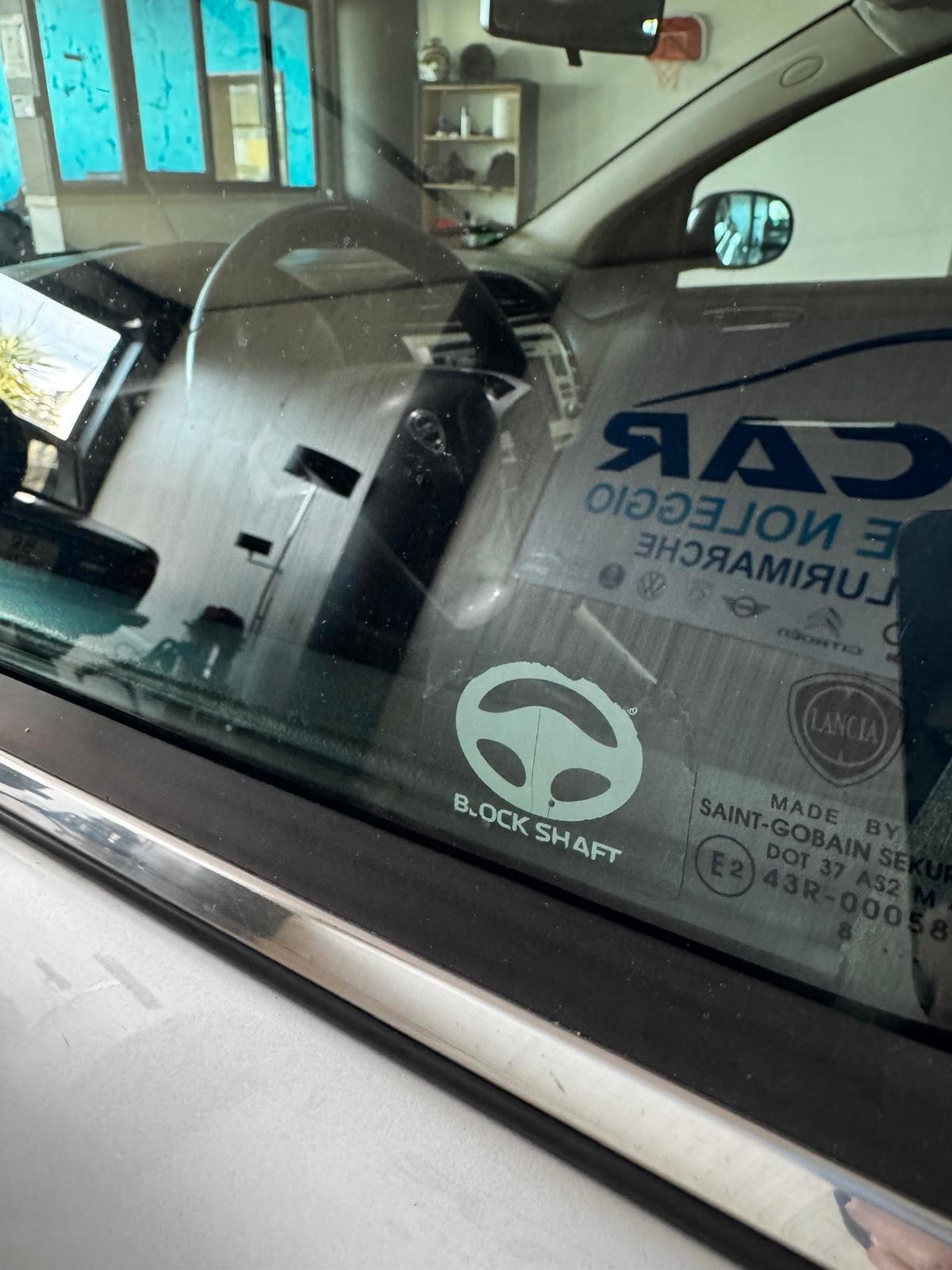 Lancia Delta 1.6 MJT DPF Platino
