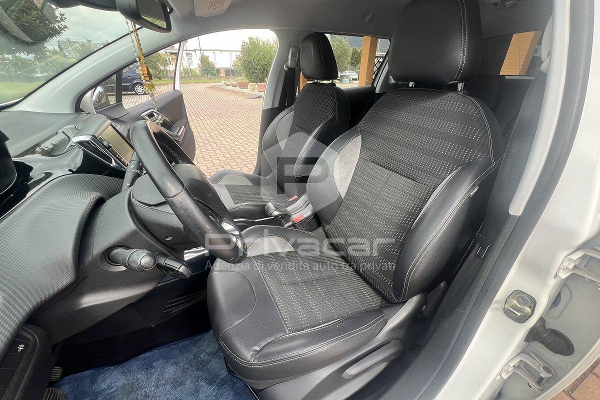 PEUGEOT 2008 1° serie 1.2 VTi 82CV Allure