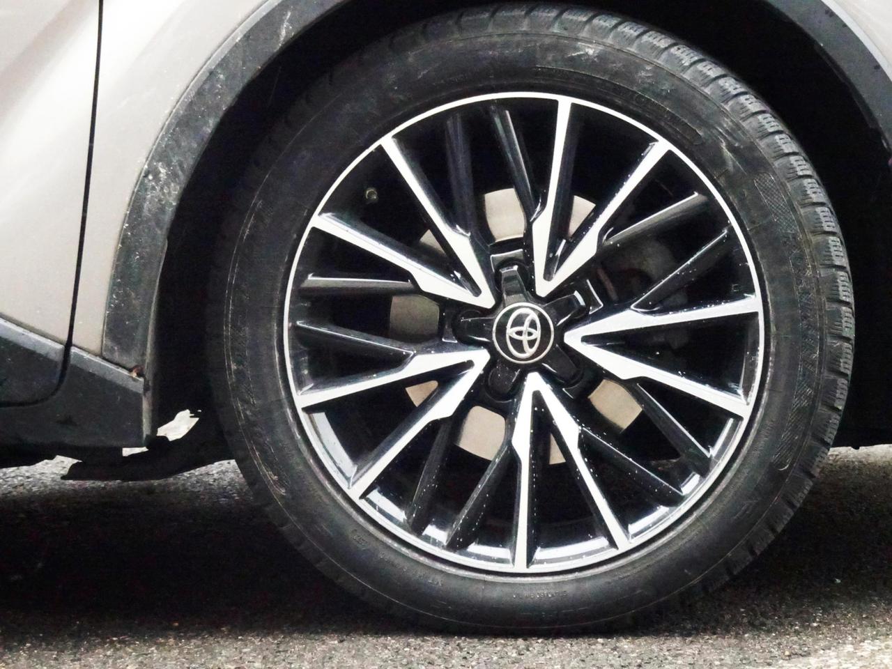 Toyota C-HR 1.8 Hybrid E-CVT Business