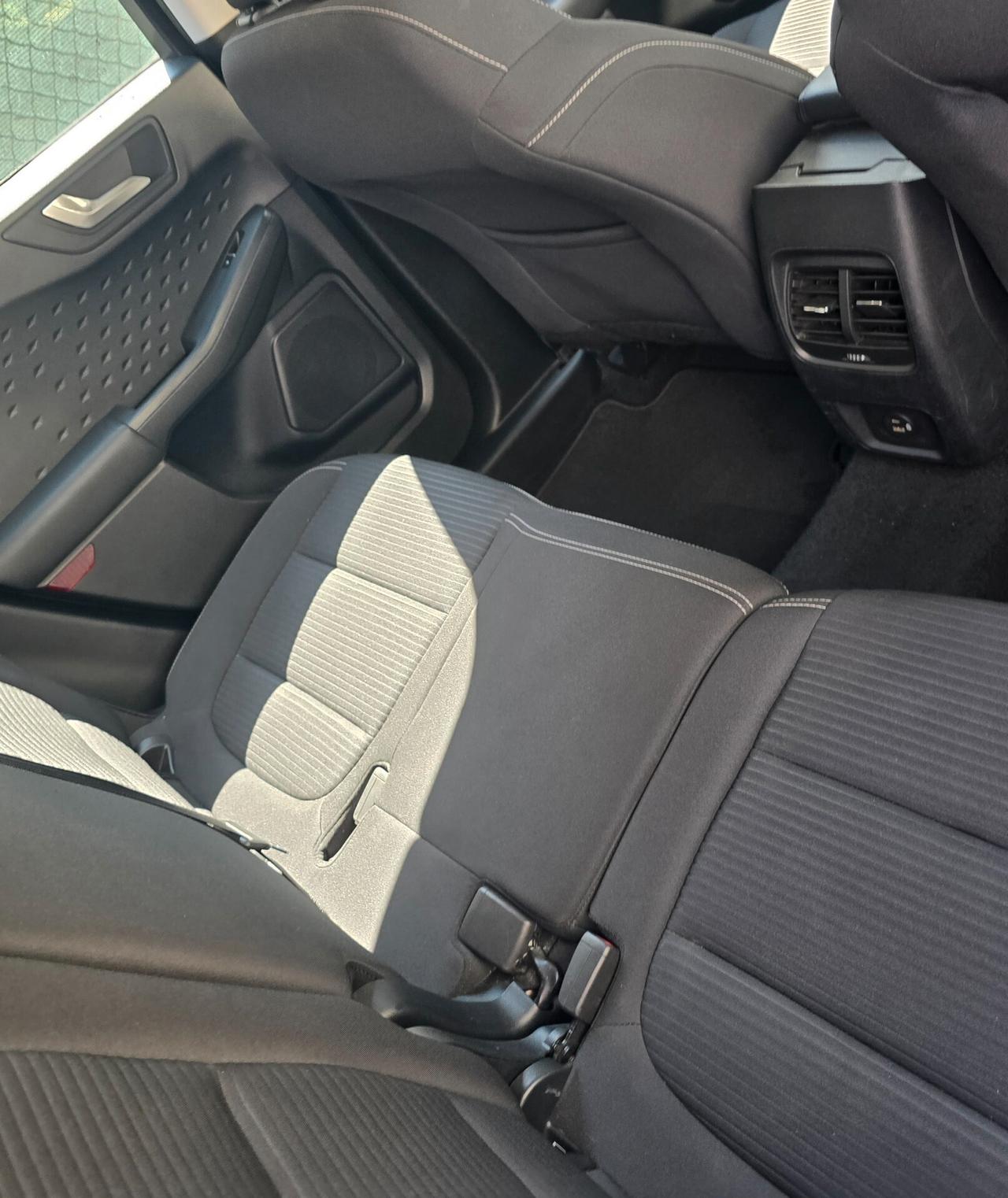 Ford Kuga 2.0 EcoBlue Hybrid 150 CV 2WD Titanium Business