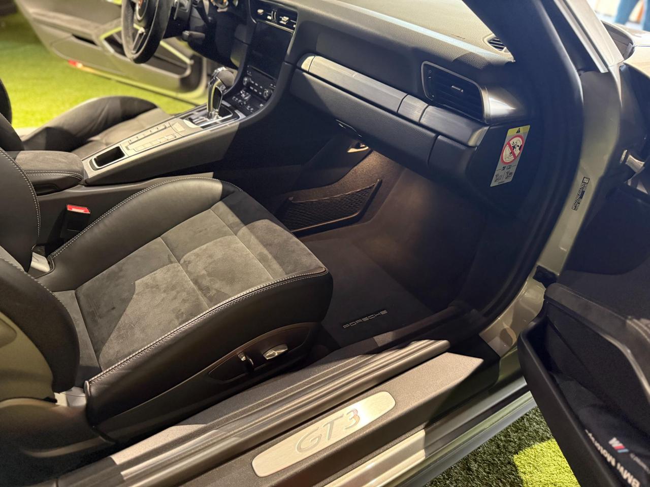 Porsche 911 Coupe 4.0 GT3 auto