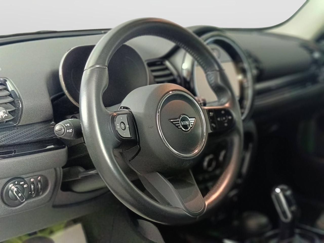 MINI Mini IV F54 2019 Clubman - Mini Clubman 2.0 Cooper D Essential auto