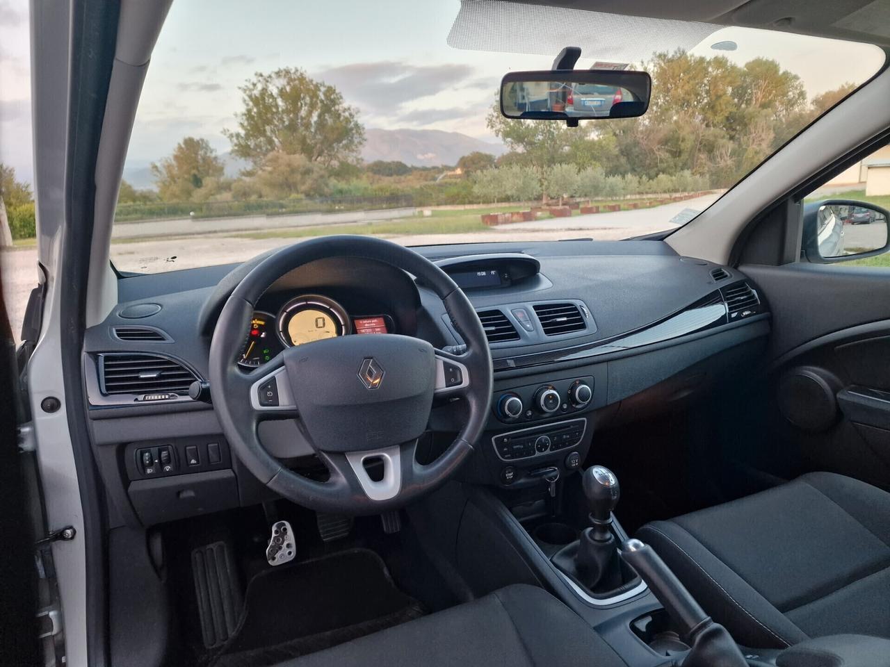 Renault Mégane 1.5 dCi 110CV SporTour Attractive