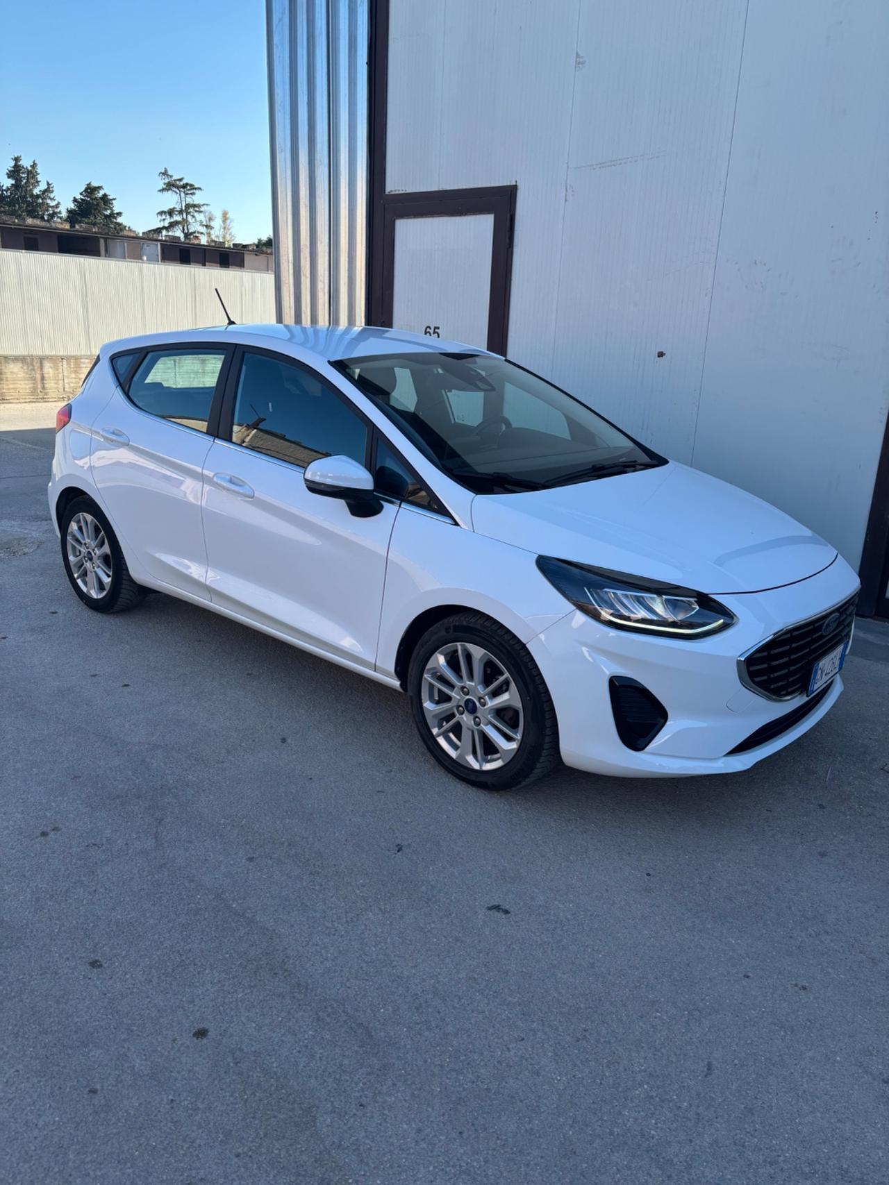 Ford Fiesta 1.0 Ecoboost Hybrid 125 CV 5 porte Titanium