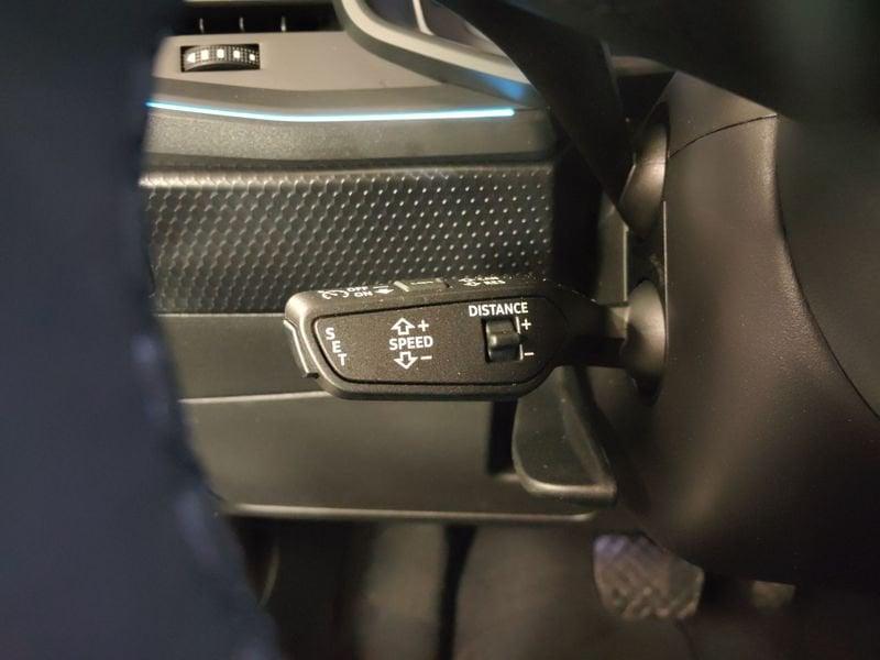 Audi A1 A1 allstreet 30 TFSI S tronic Identity Contrast