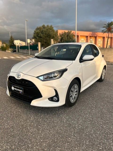 Toyota Yaris 1.0 5 porte Active