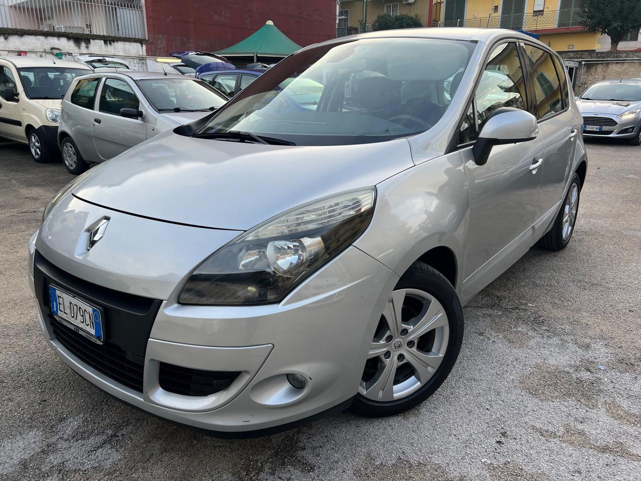 Renault Scenic Scénic X-Mod 1.6 dCi 130CV Luxe