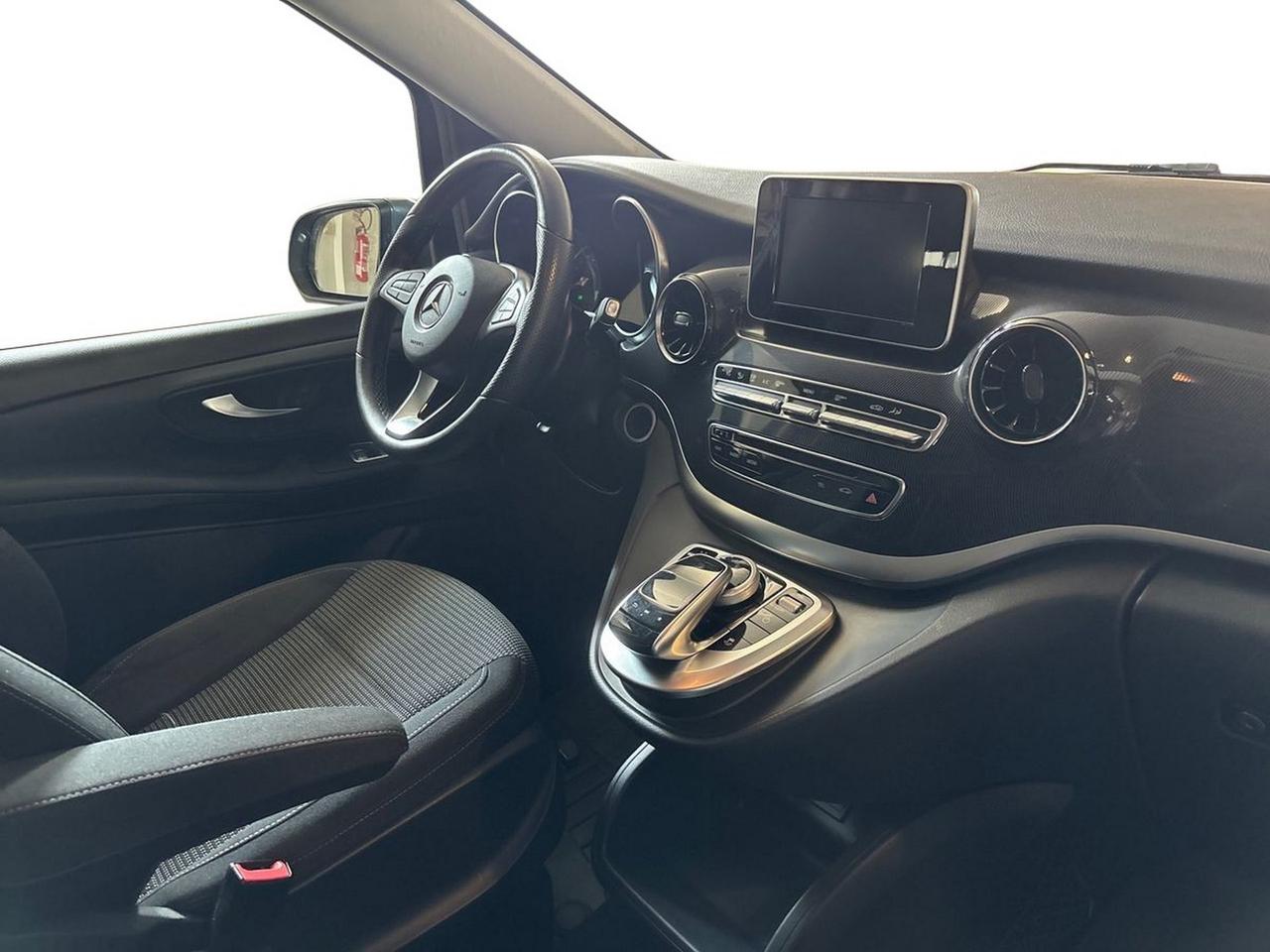 Mercedes-Benz Classe V - W447 2019 Long - V Long 250 d Executive 4matic auto