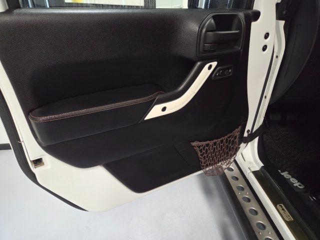 JEEP Wrangler 2.8 CRD DPF Rubicon MANUALE