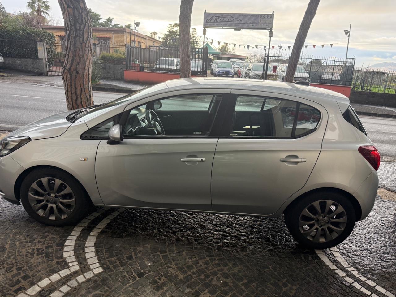 Opel Corsa 1.2 5 porte Innovation