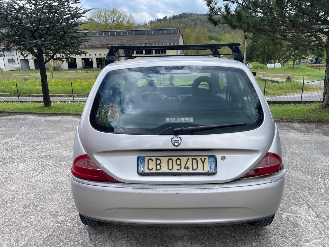 Lancia Y 1.2i cat LS
