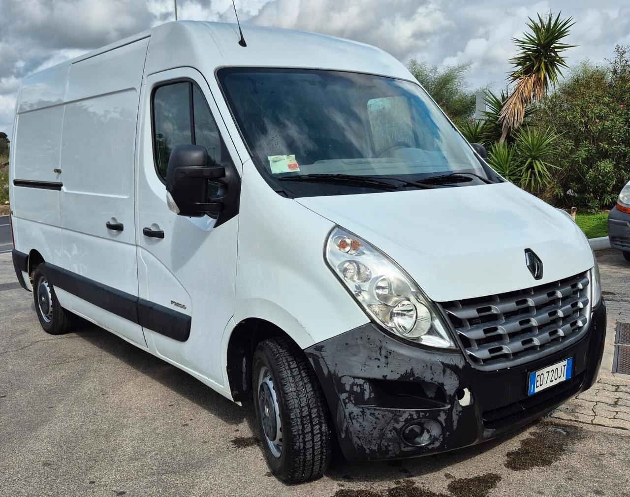 Renault master