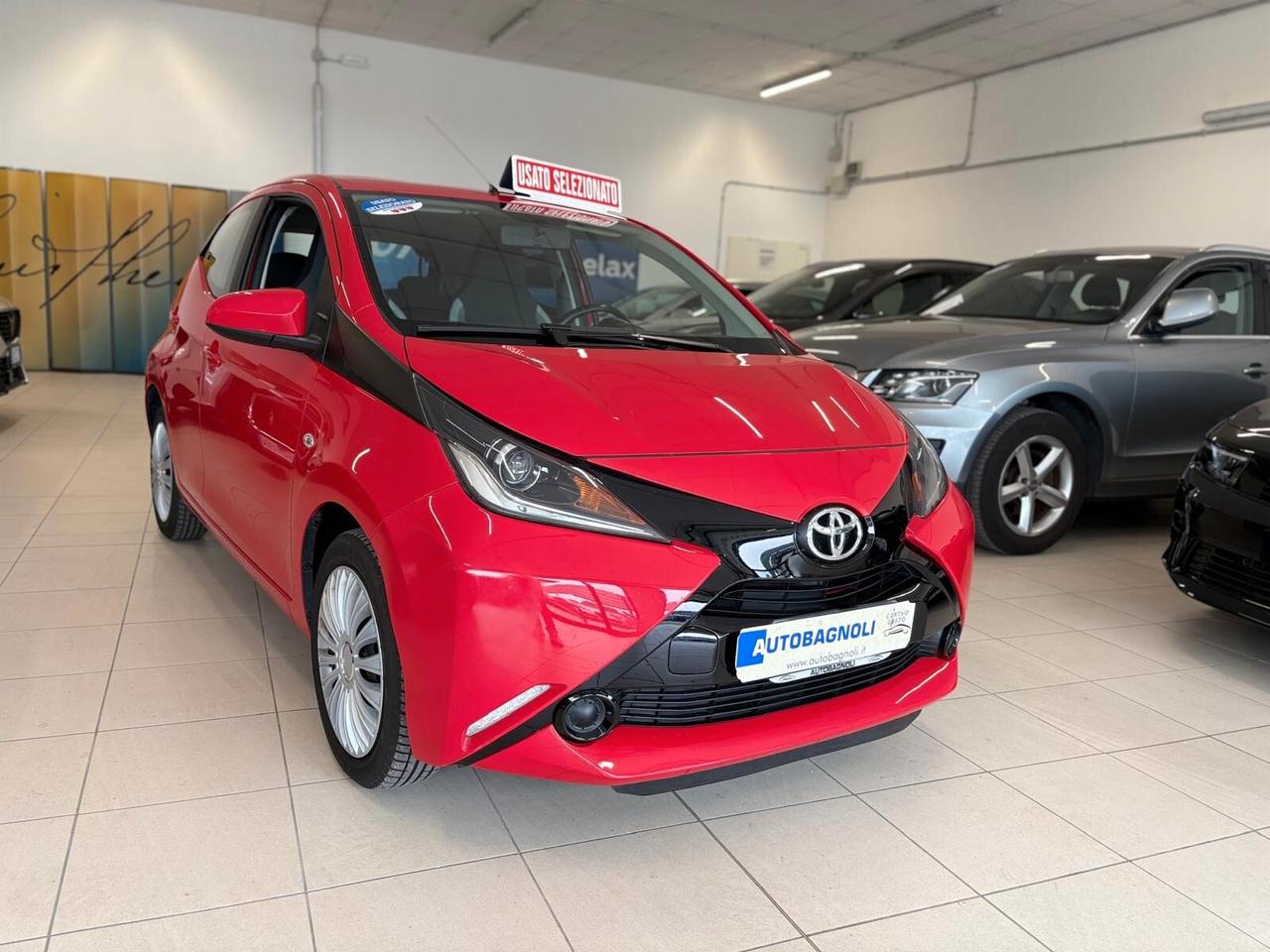 Toyota Aygo X-COOL 1.0 VVT-i 69 CV 5 porte 51000 KM