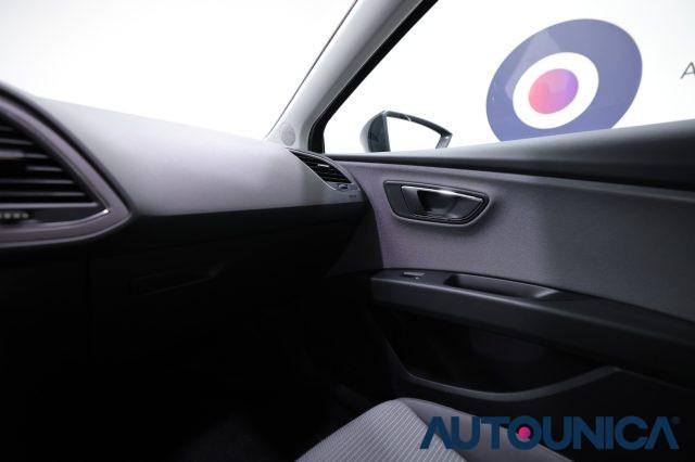 SEAT Leon 1.6 TDI 115 CV 5PORTE STYLE FARI LED NEOPATENTATI