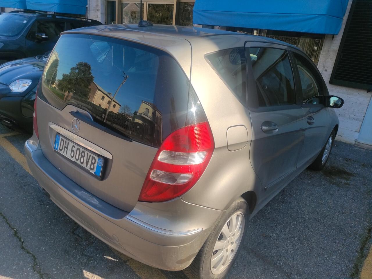 Mercedes-benz A 180 160 CDI Elegance