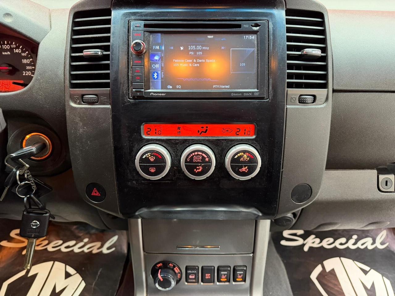 Nissan Navara 2.5 dCi 190CV 4 porte Double Cab LE UNICO PROPRIETARIO