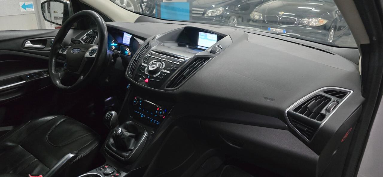 Ford Kuga 2.0 TDCI 140 CV 4WD Business