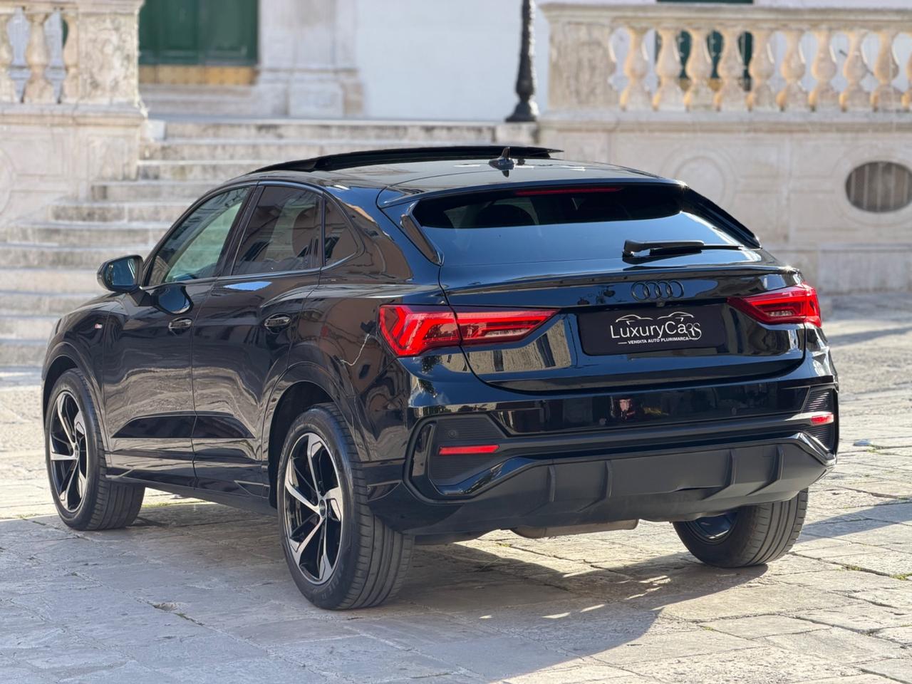 Audi Q3 SPORTBACK 35 TDI 2.0 150 CV S LINE TRONIC IDENTITY BLACK TETTO
