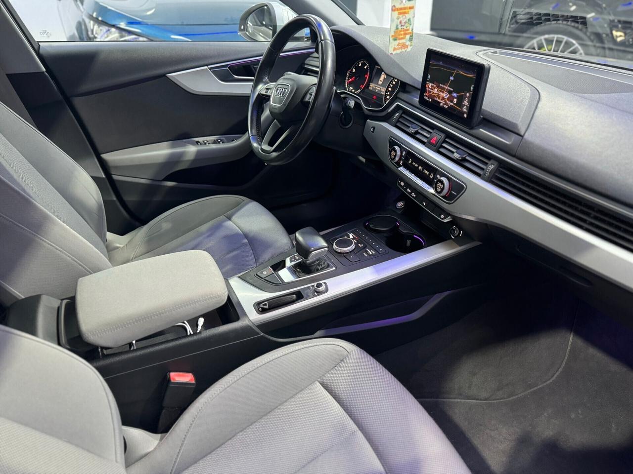 Audi A4 2.0 TDI 150 CV ultra Sport