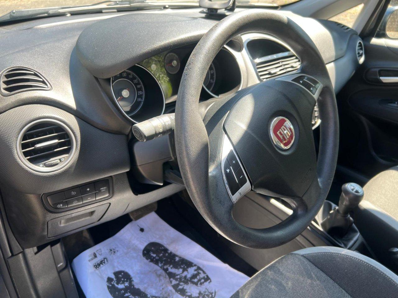 Fiat Punto 5 Porte Punto 5p 1.4 Lounge s&s aUTOMATICA