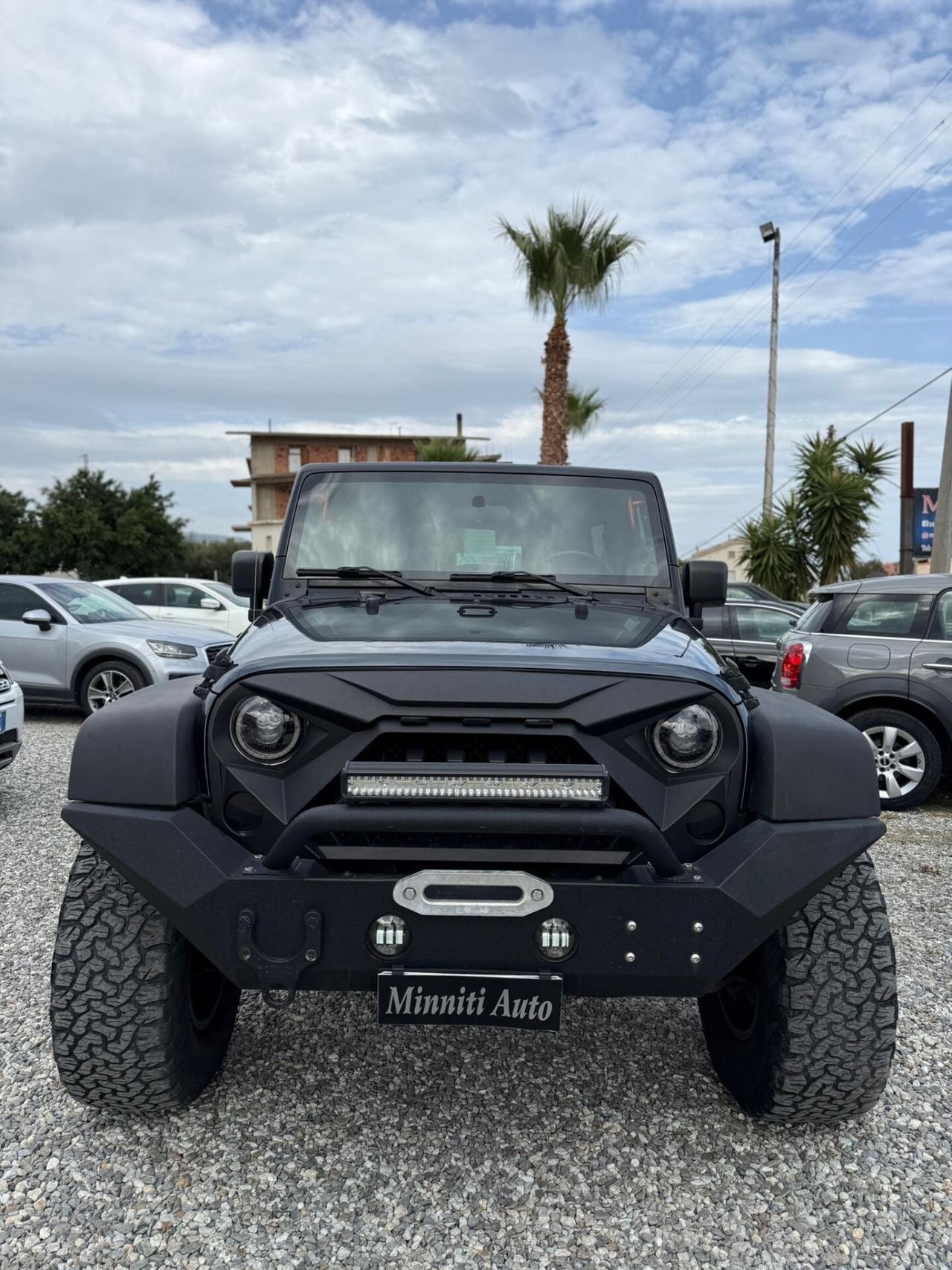 Jeep Wrangler Unlimited 2.8 CRD DPF Sahara Auto