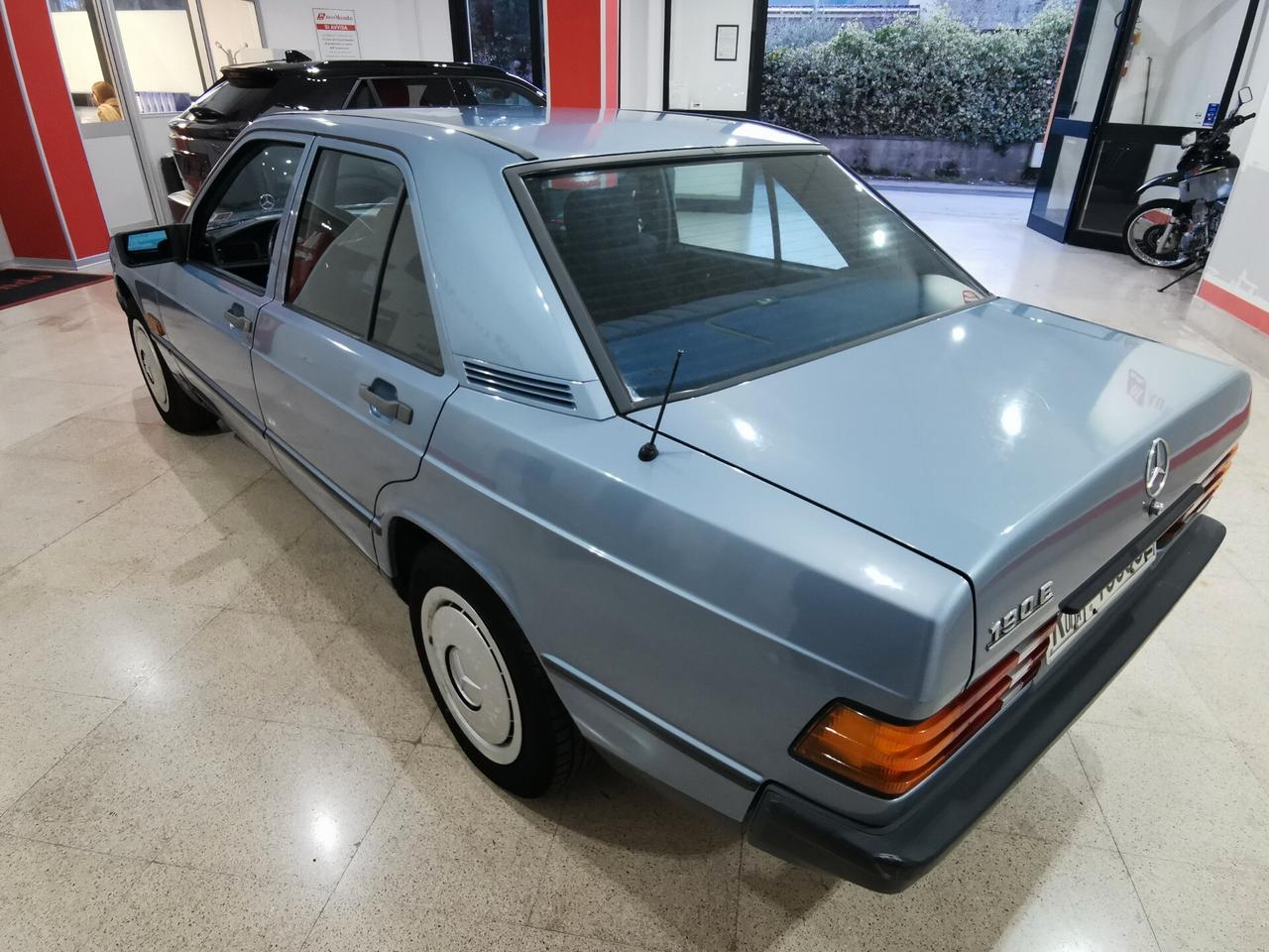 Mercedes-benz 190 2.0 E