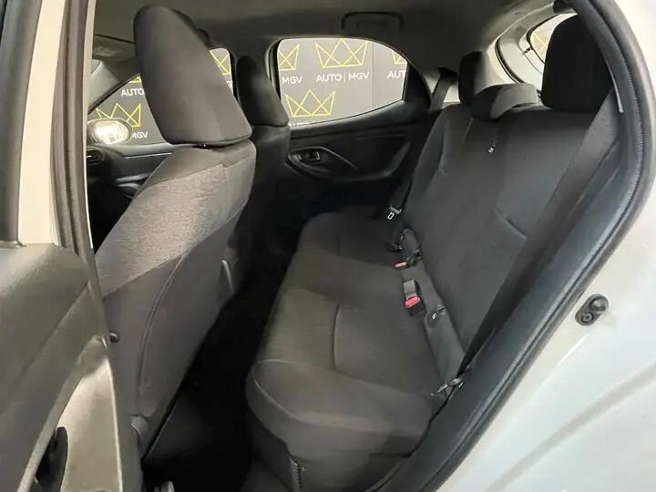 Toyota Yaris 1.5 Hybrid 5 porte Business AUTOCARRO