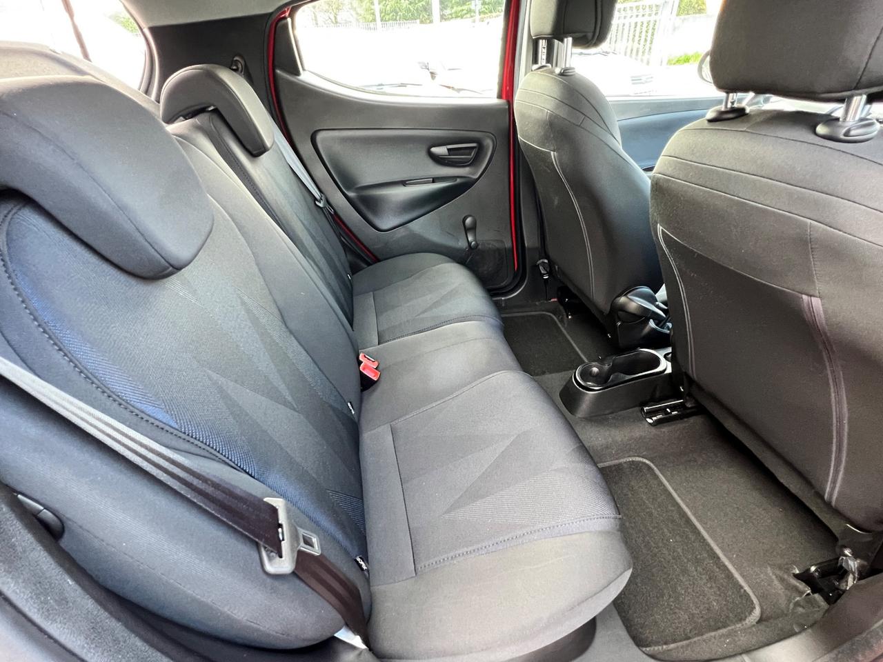 Lancia Ypsilon 1.2 69 CV 5 porte S&S Platinum