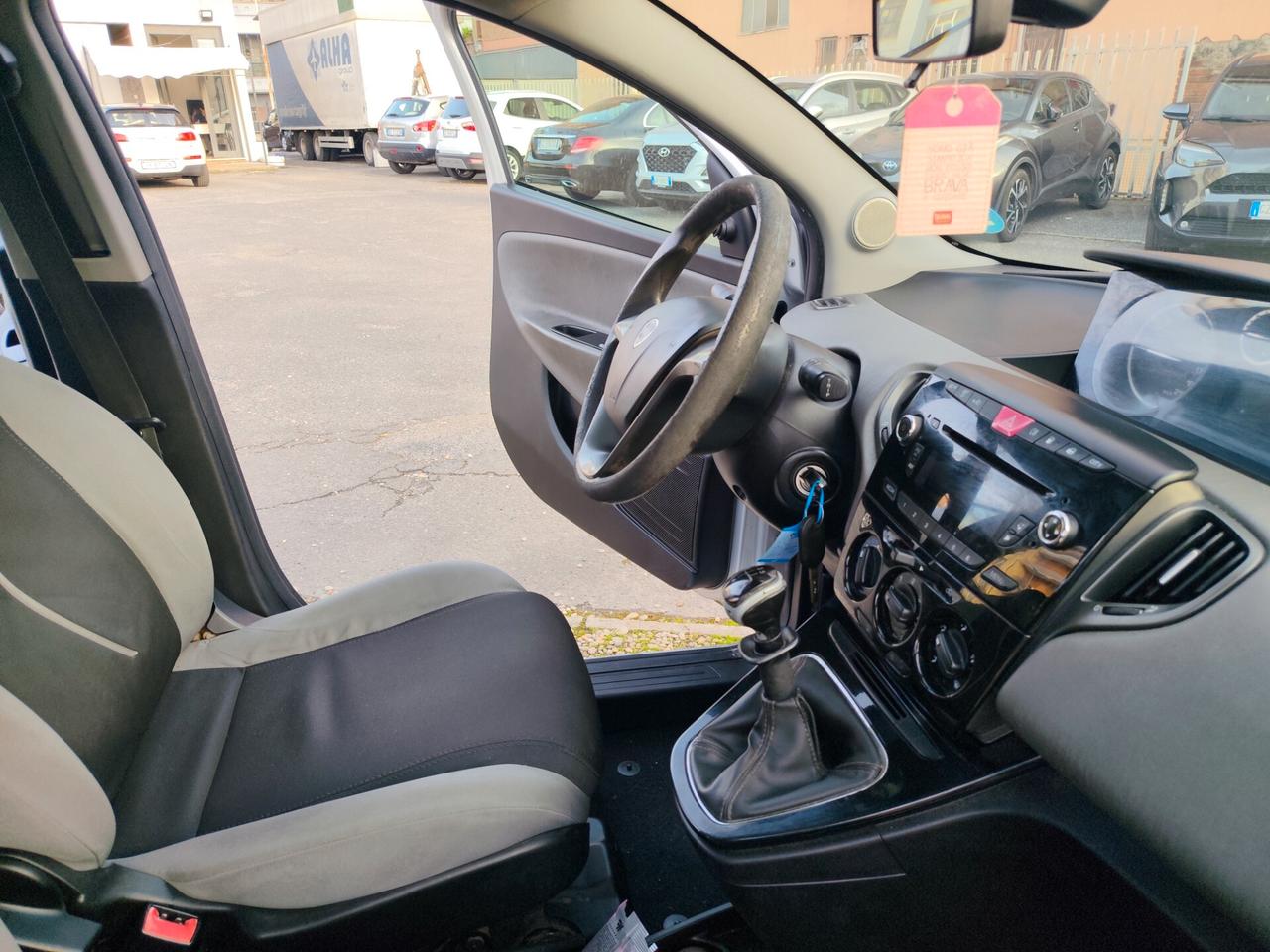 P R O M O!Lancia Ypsilon 1.2 GPL TETTO ELETTRICO