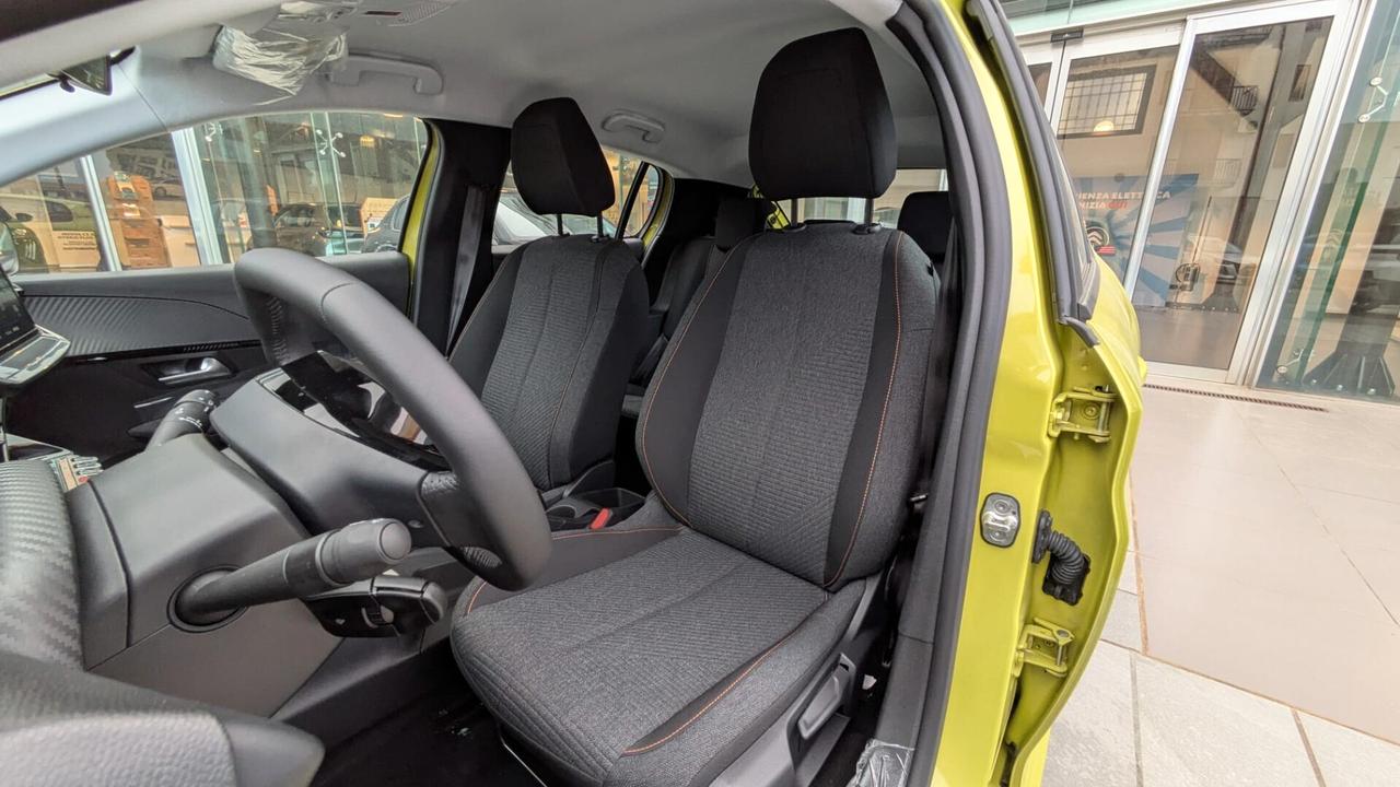 Peugeot 208 100 STYLE