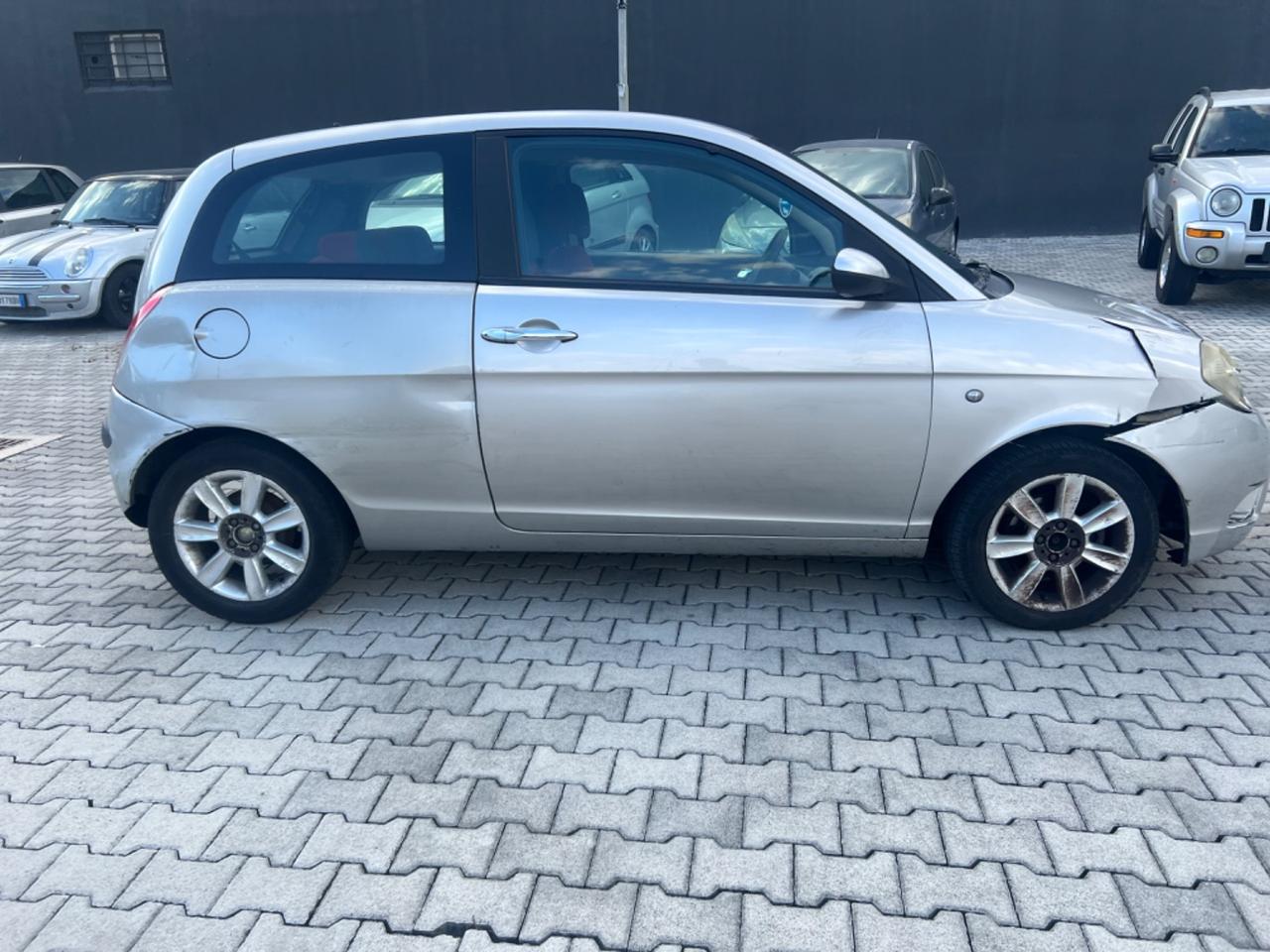 Lancia Ypsilon 1.3 Multijet 16V Argento