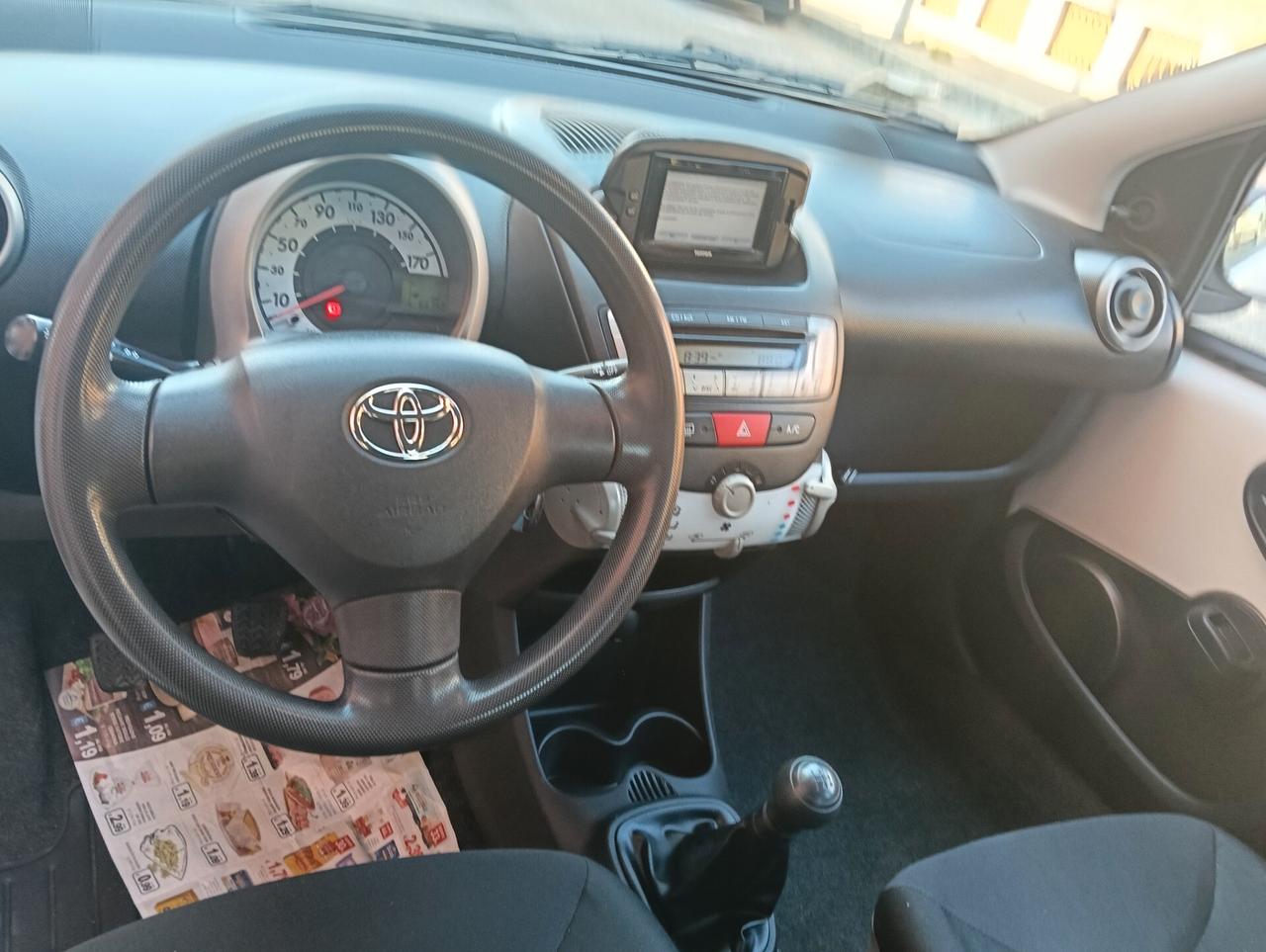 Toyota Aygo 1.0 12V VVT-i 5 porte Cool Soda Connect MMT