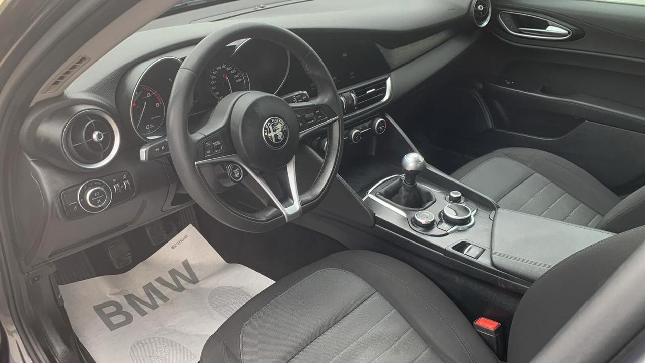 Alfa Romeo Giulia 2.2D 2019