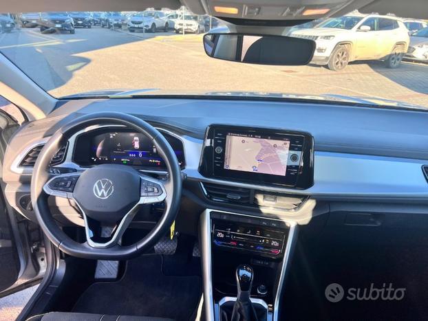 VOLKSWAGEN T-Roc 1.5 TSI ACT DSG Life