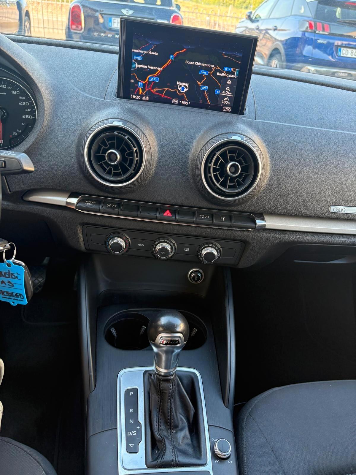 Audi A3 1.6 TDI 116 CV S tronic Sport