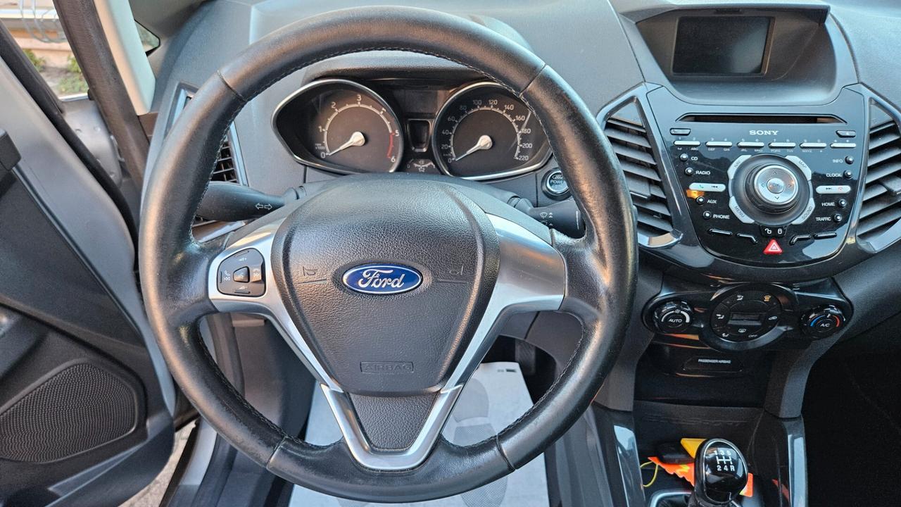 Ford EcoSport 1.5 tdci Titanium 95cv E6 NAVY- BI-COLOR